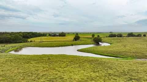 3671 Avenue V, Albert, KS 67511