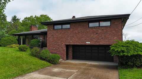 2442 Pin Oak Place, Pittsburgh, PA 15220