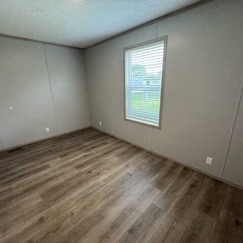 2800 West Memorial Drive, Muncie, IN 47302