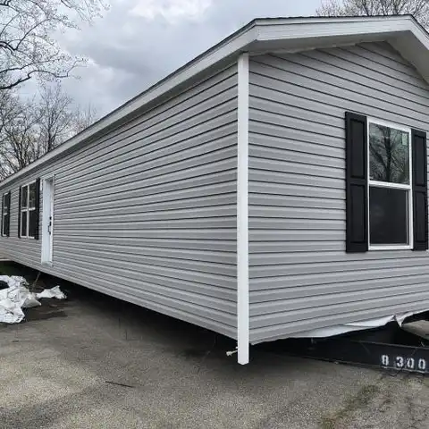 27 Crestwood Drive, Middletown, IN 47356