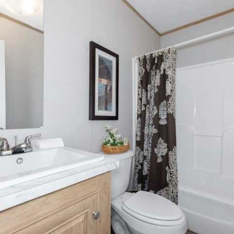 7803 St Andrews Church Rd., Louisville, KY 40214