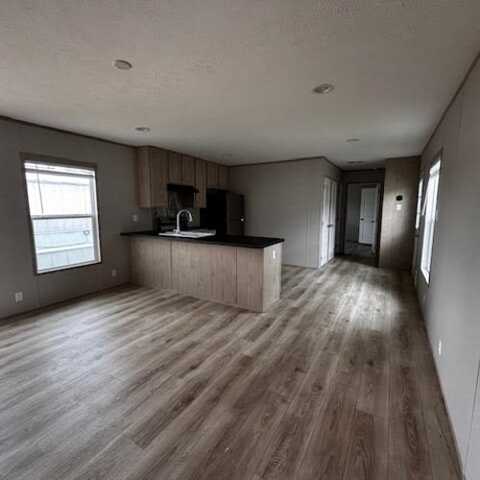 7803 St Andrews Church Rd., Louisville, KY 40214
