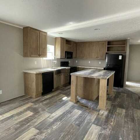 2800 West Memorial Drive, Muncie, IN 47302