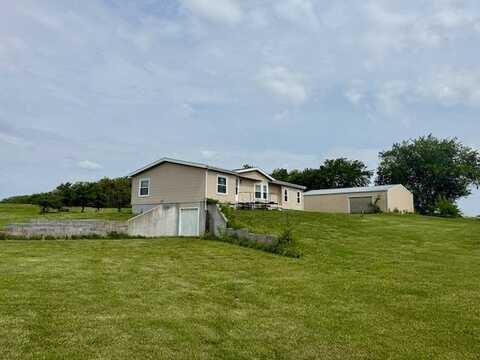 25438 140th Street, Winston, MO 64689