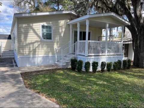 13 Park Way, Paisley, FL 32767