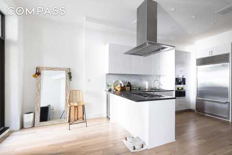345 East 50th Street, New York, NY 10022