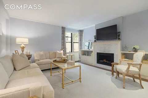 30 East 9th Street, New York, NY 10003
