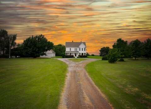 2755 South Q.St., Blackwell, OK 74631