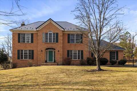 420 Old Mill Rd, Gettysburg, PA 17325