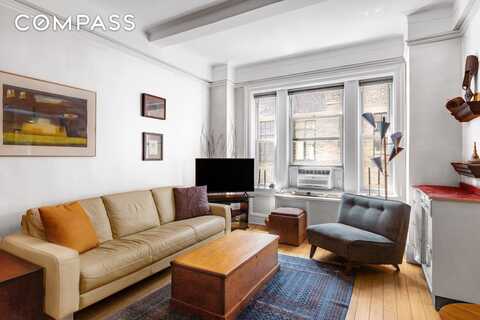 588 West End Avenue, New York, NY 10024