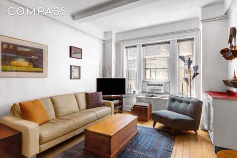 588 West End Avenue, New York, NY 10024
