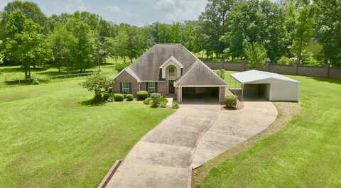 135 Chris Lane, Pineville, LA 71360