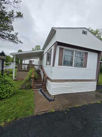 1123 Cottonwood Drive, Altoona, PA 16601