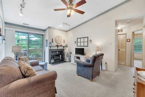 118 Ashton Court, West Deptford, NJ 08051