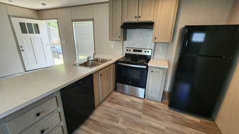 6539 Townsend Rd, Jacksonville, FL 32244