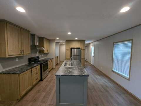 1630 Balkin Rd, Tallahassee, FL 32305