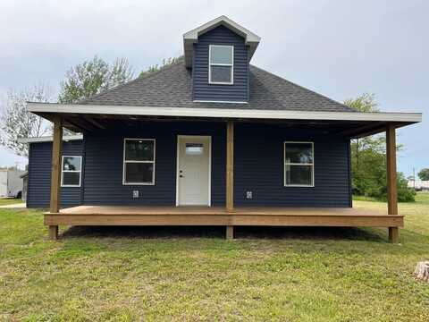 204 S Maple St, Osmond, NE 68765
