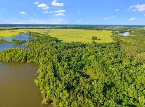 508 County Road 2381, Bagwell, TX 75412