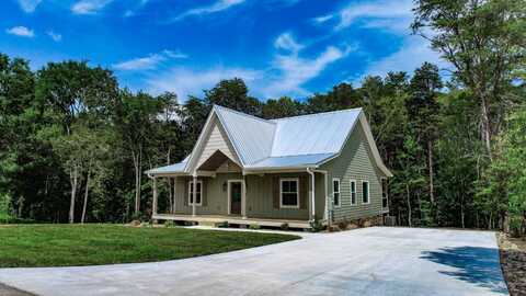 1056 Old Newport Hwy, Dandridge, TN 37725