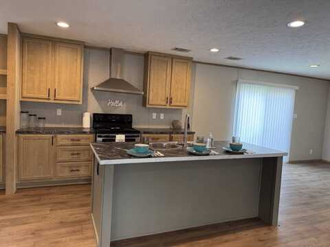 683 Reindeer Circle, Midway Park, NC 28544
