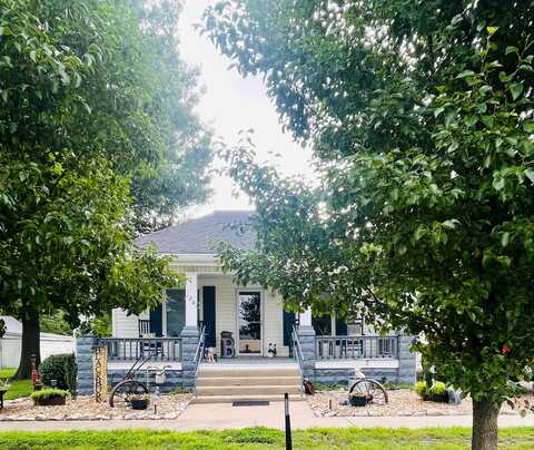 120 S. Butler, Erie, KS 66733