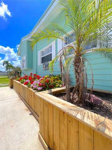1885 Ottawa Trl, Fort Myers Beach, FL 33931