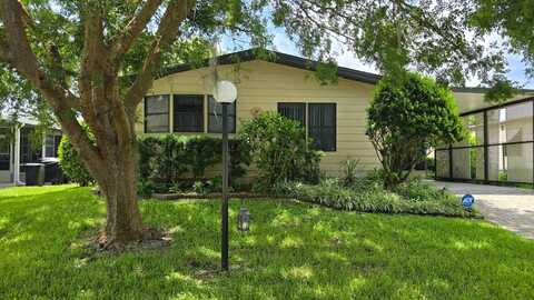 29 Horseshoe Falls Dr, Ormond Beach, FL 32174