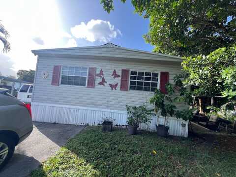 2961 SW 52 AVENUE, DAVIE, FL 33314