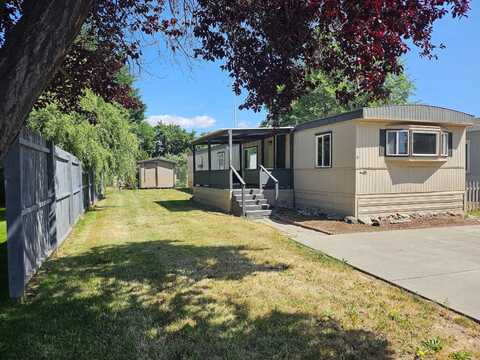 7610 W Nob Hill Blvd, Yakima, WA 98908