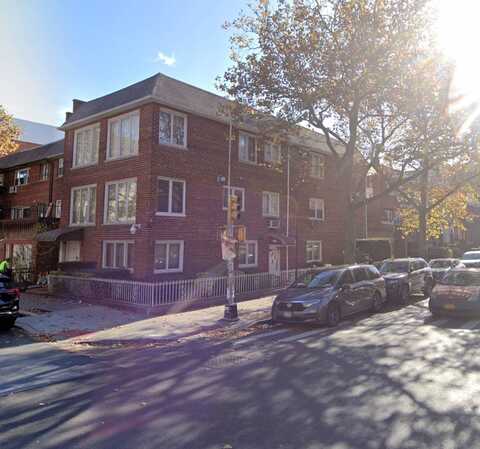 5401 15th Avenue, Brooklyn, NY 11219