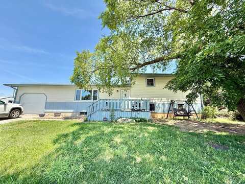 1021 N 4th St, Lincoln, KS 67455
