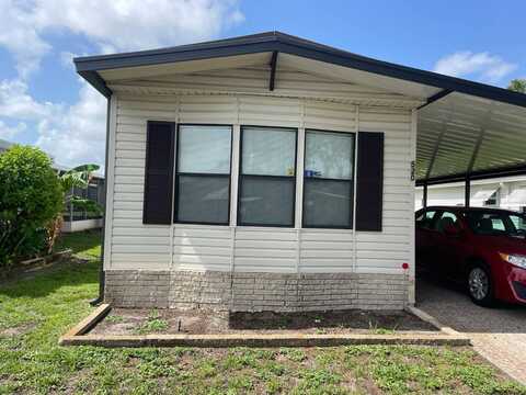 520 Lake Henry Drive, Winter Haven, FL 33881