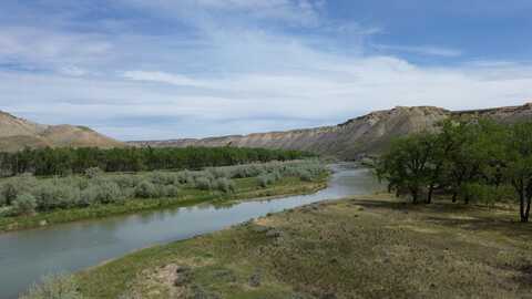 7700 Labarre Rd, Fort Benton, MT 59442
