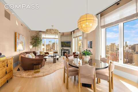 200 East 83rd Street, New York, NY 10028