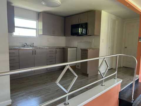 4732 4732 SW 46th Ln, Davie, FL 33314