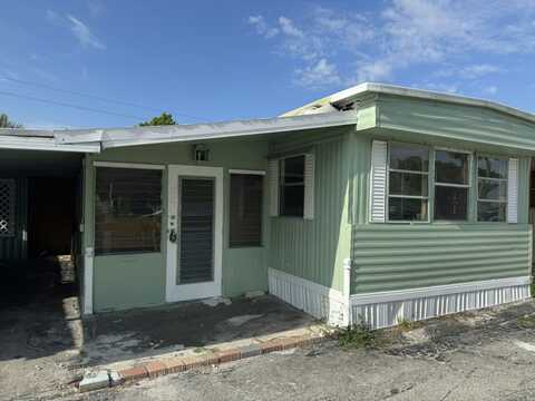 54 Circle Dr, Mount Dora, FL 32757