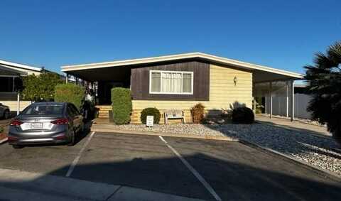 18601 Newland St, Huntington Beach, CA 92646