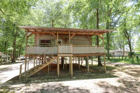 262 Muscadine Ln., Columbia, LA 71418