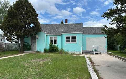 717 South Diamond Avenue, Lusk, WY 82225