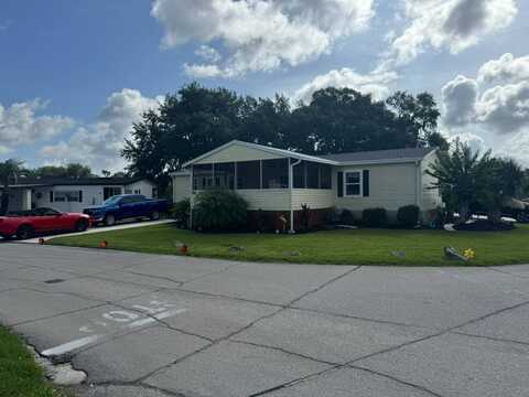 723 N Edgewater, Plant City, FL 33565