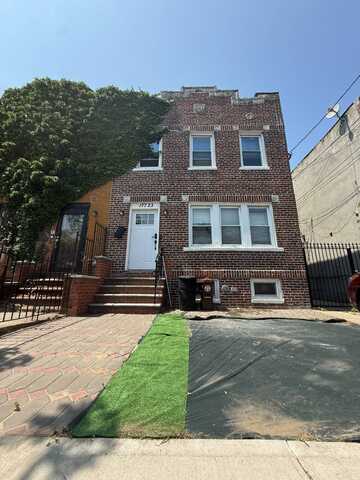 17723 105th Ave, Jamaica, NY 11433