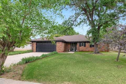 3703 MONTAGUE Drive, Amarillo, TX 79109