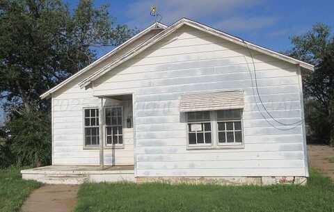 413 N Bowie Avenue, Tulia, TX 79088