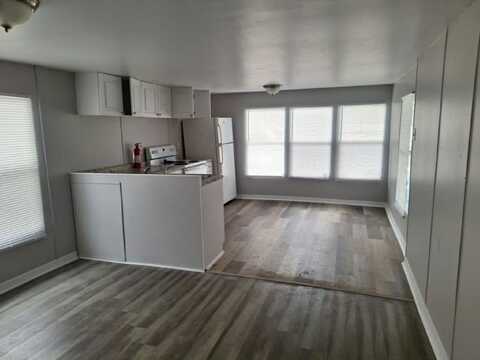 4943 E. Hillsborough Ave, Tampa, FL 33610