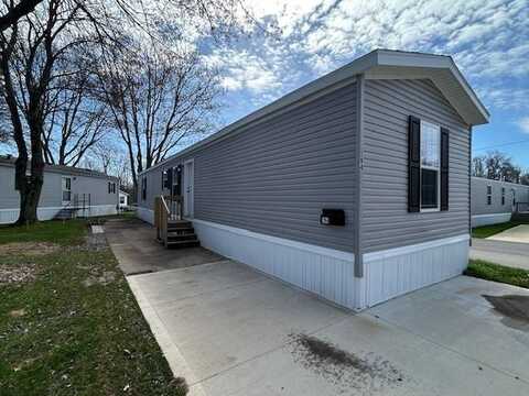 7055 Quarry Rd., Amherst, OH 44001