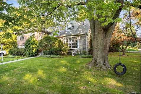 270 Loring avenue, Pelham, NY 10803