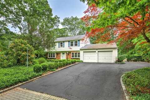 39 Sycamore Circle, Stony Brook, NY 11790
