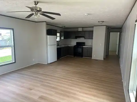 2465 Kirby, Decatur, IL 62526