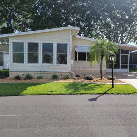 104 Town & Country Blvd, Sebring, FL 33870