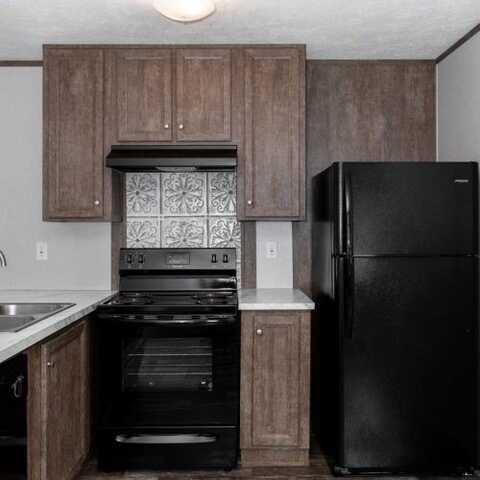 7803 St Andrews Church Rd., Louisville, KY 40214